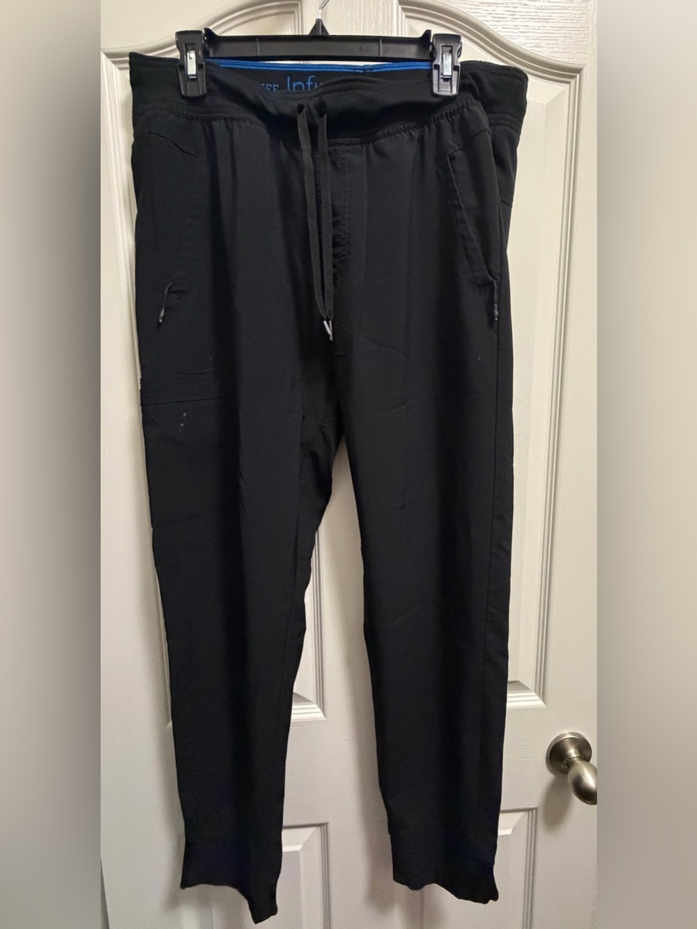 Cherokee Infinity Men's Cargo Scrub Pants Black Size Large Short